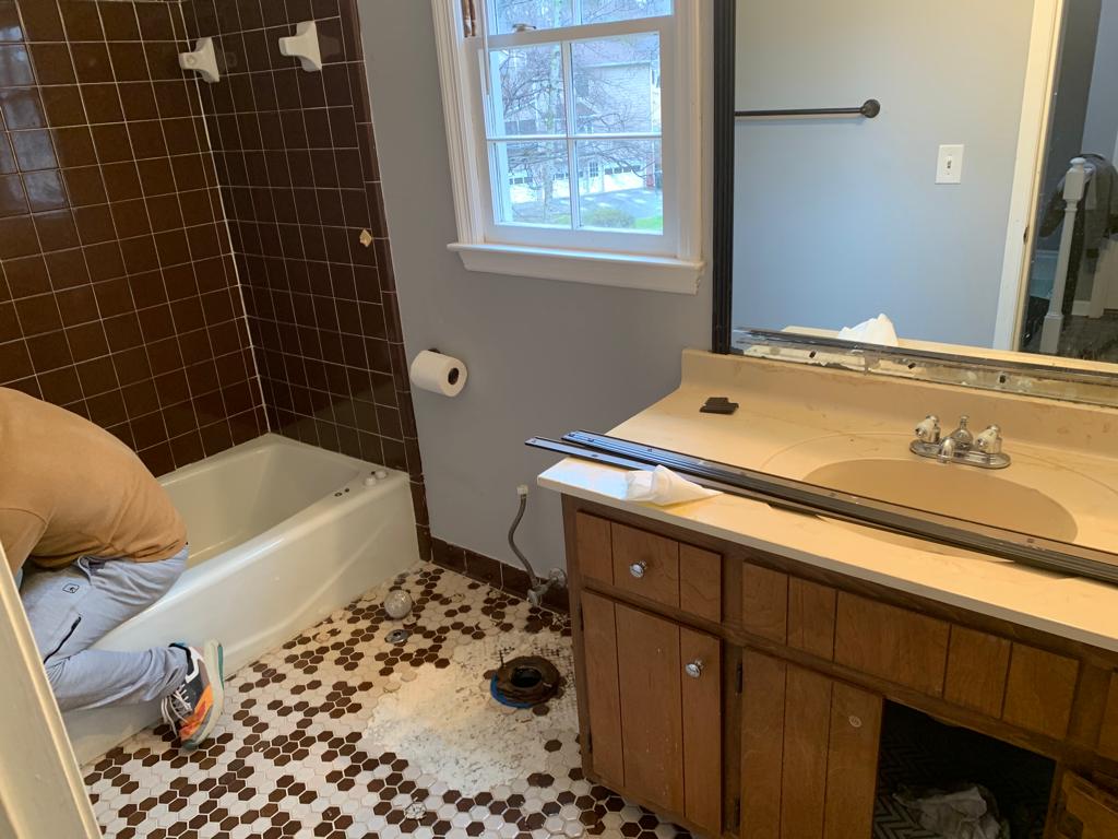 Old bathroom, before
